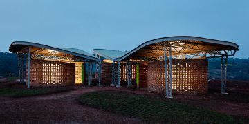 Women’s Opportunity Center / Sharon Davis Design