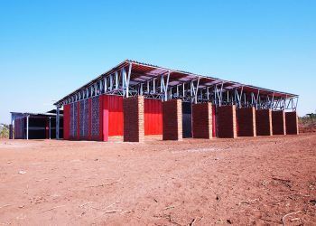 The Legson Kayira Community Center & Primary School / Architecture for a Change