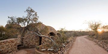 Mapungubwe Interpretation Center / Light Earth Designs LLP
