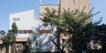Outreach Foundation Community Centre / Local Studio